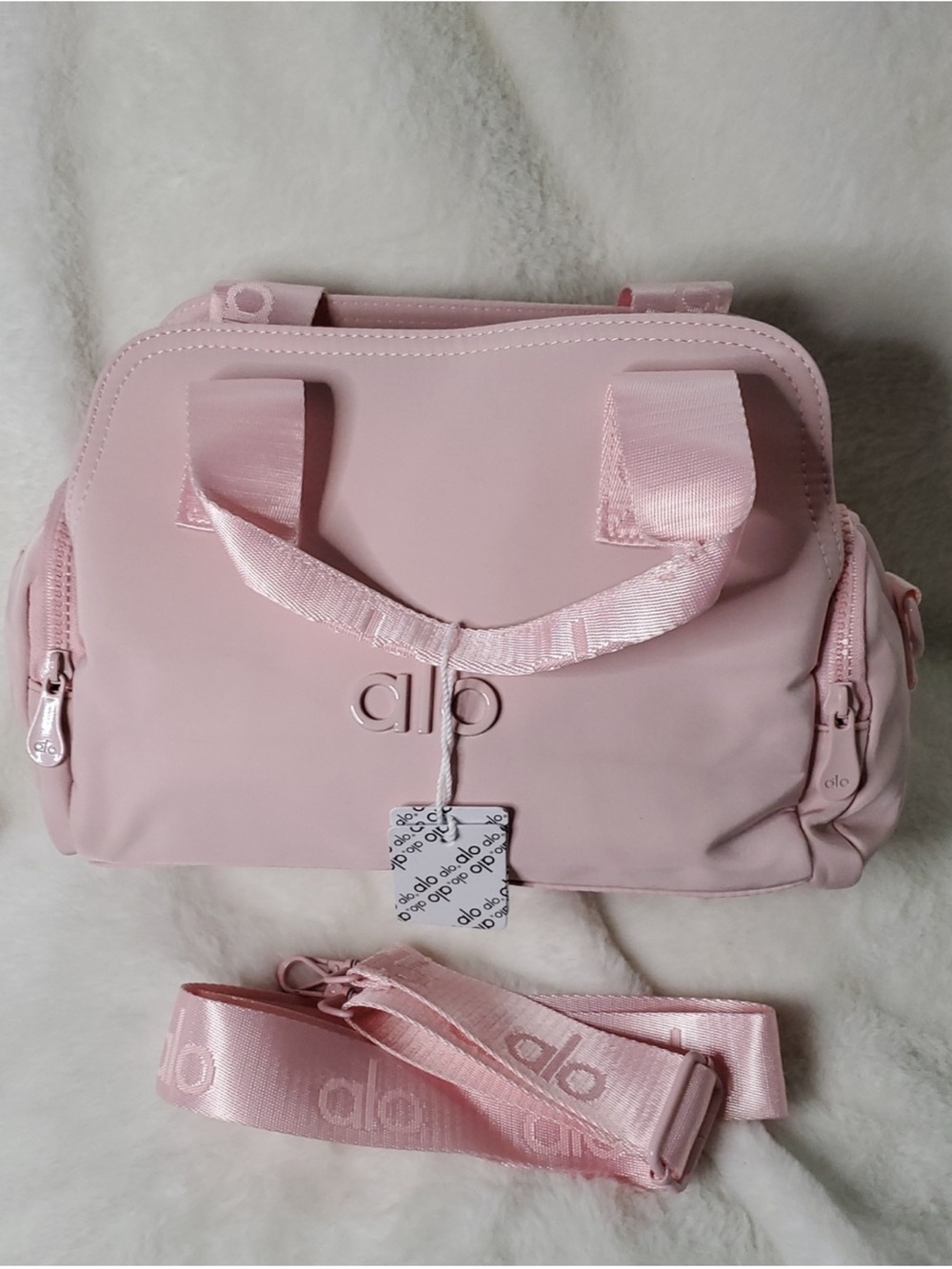 NWT ALO Yoga Pink Mini Duffle Crossbody Bag Shoulder Strap - Picture 2 of 9